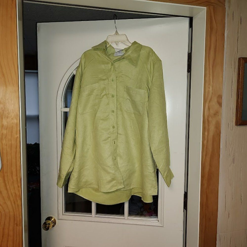 New Avenue Lime Green Suede Feel Long Sleeved Button Down Shirt Women's 18/20